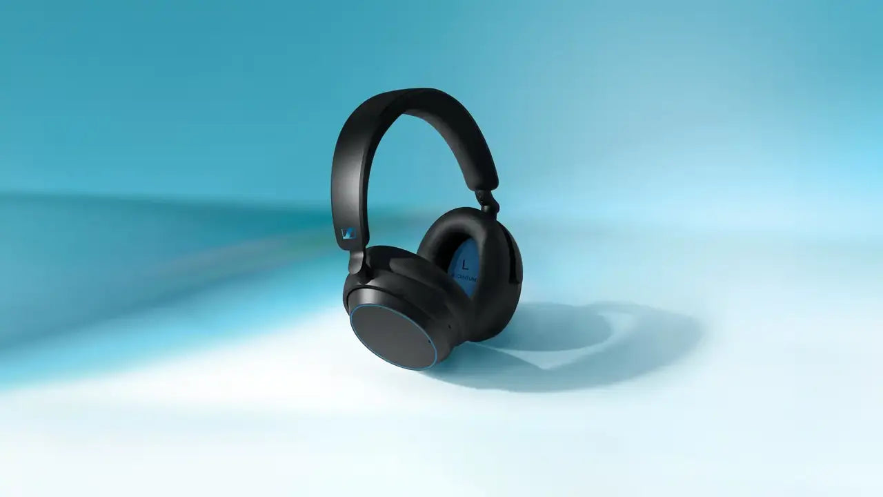 Blue ACCENTUM Wireless Desktop